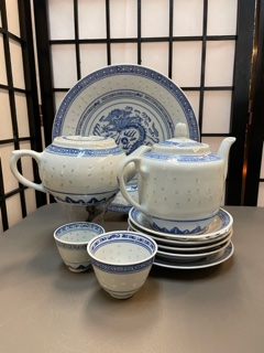 Rice Grain Pattern Porcelain Tea cups and Tea Pots