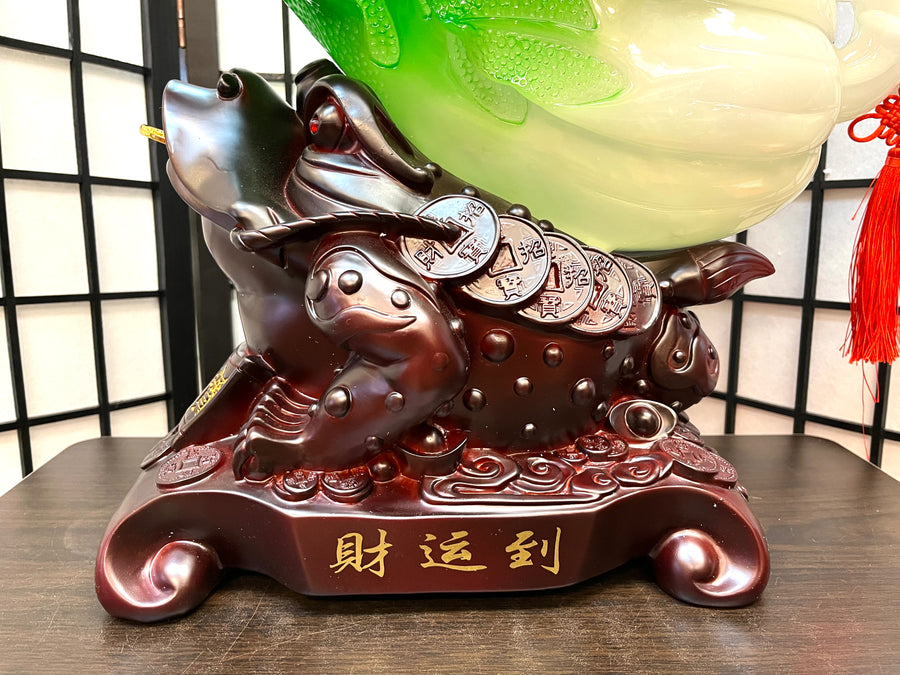 Bokchoy on Three Legged Frog 財運到 Feng Shui Decor
