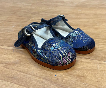 Navy Scenic Patterned Girl's Shoes